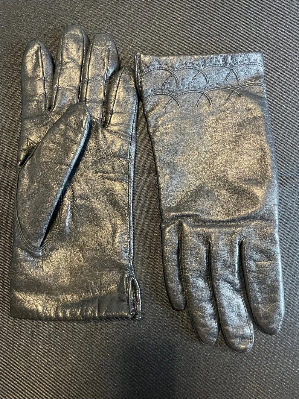 Vintage Black Leather Gloves embroidered size 6 1/2 WPL 9522 classic women’s